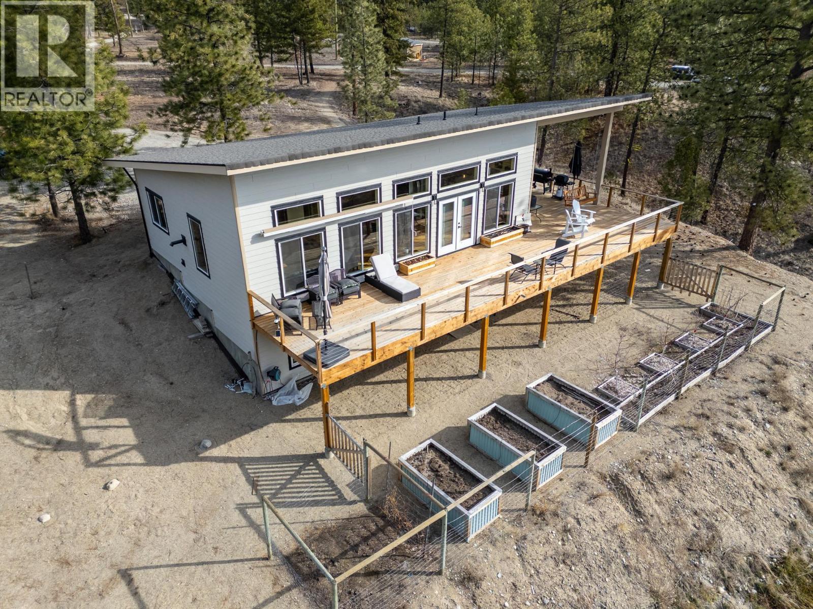 












31 Nine Mile Place

,
Osoyoos,




British Columbia
V0H1V8

