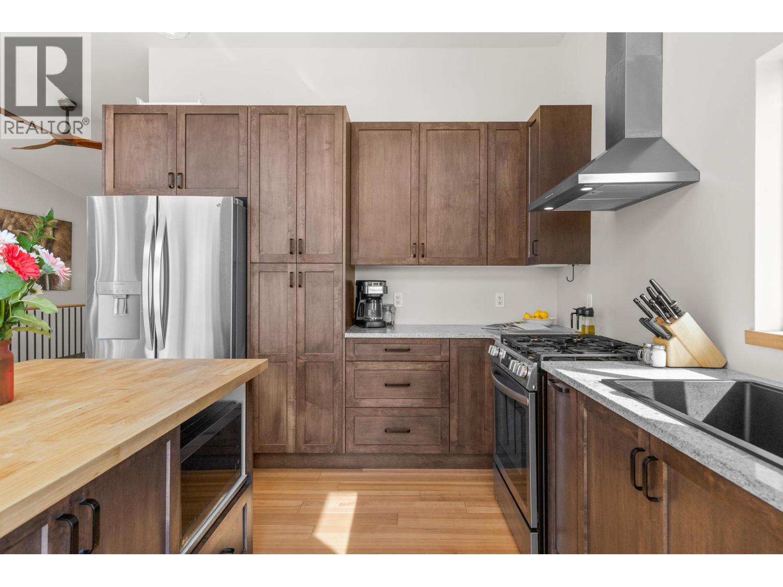 












31 Nine Mile Place

,
Osoyoos,




British Columbia
V0H1V8

