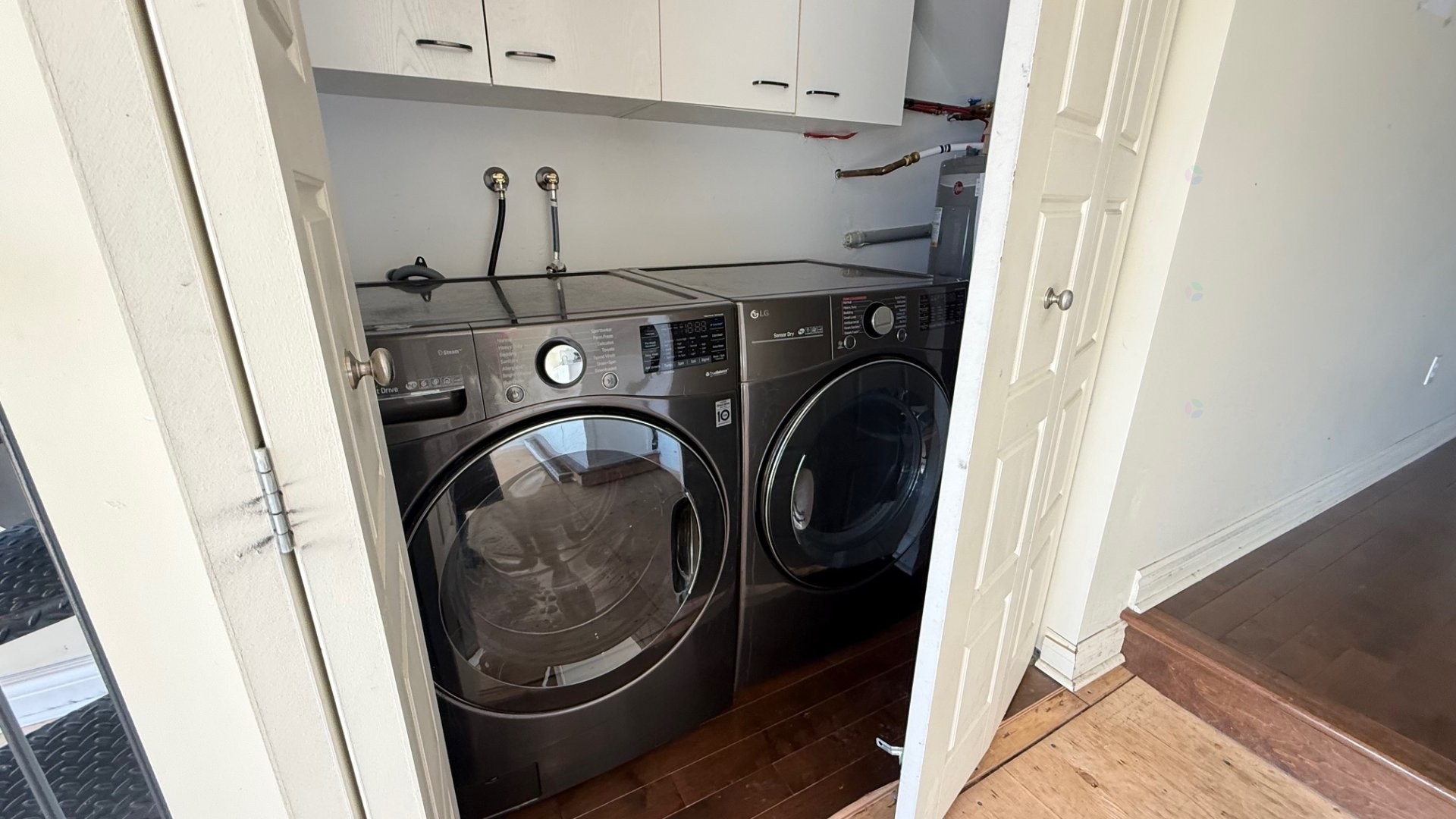 









2801


Rue du Centre

, 332,
Montréal (Le Sud-Ouest),




QC
H3K3C4

