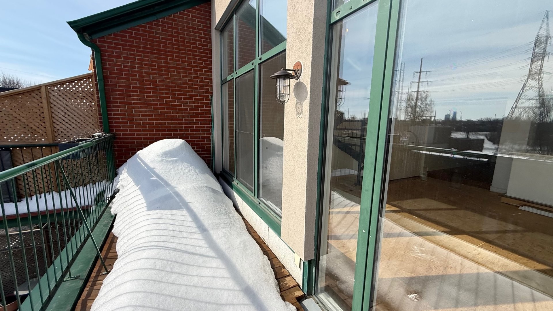 









2801


Rue du Centre

, 332,
Montréal (Le Sud-Ouest),




QC
H3K3C4

