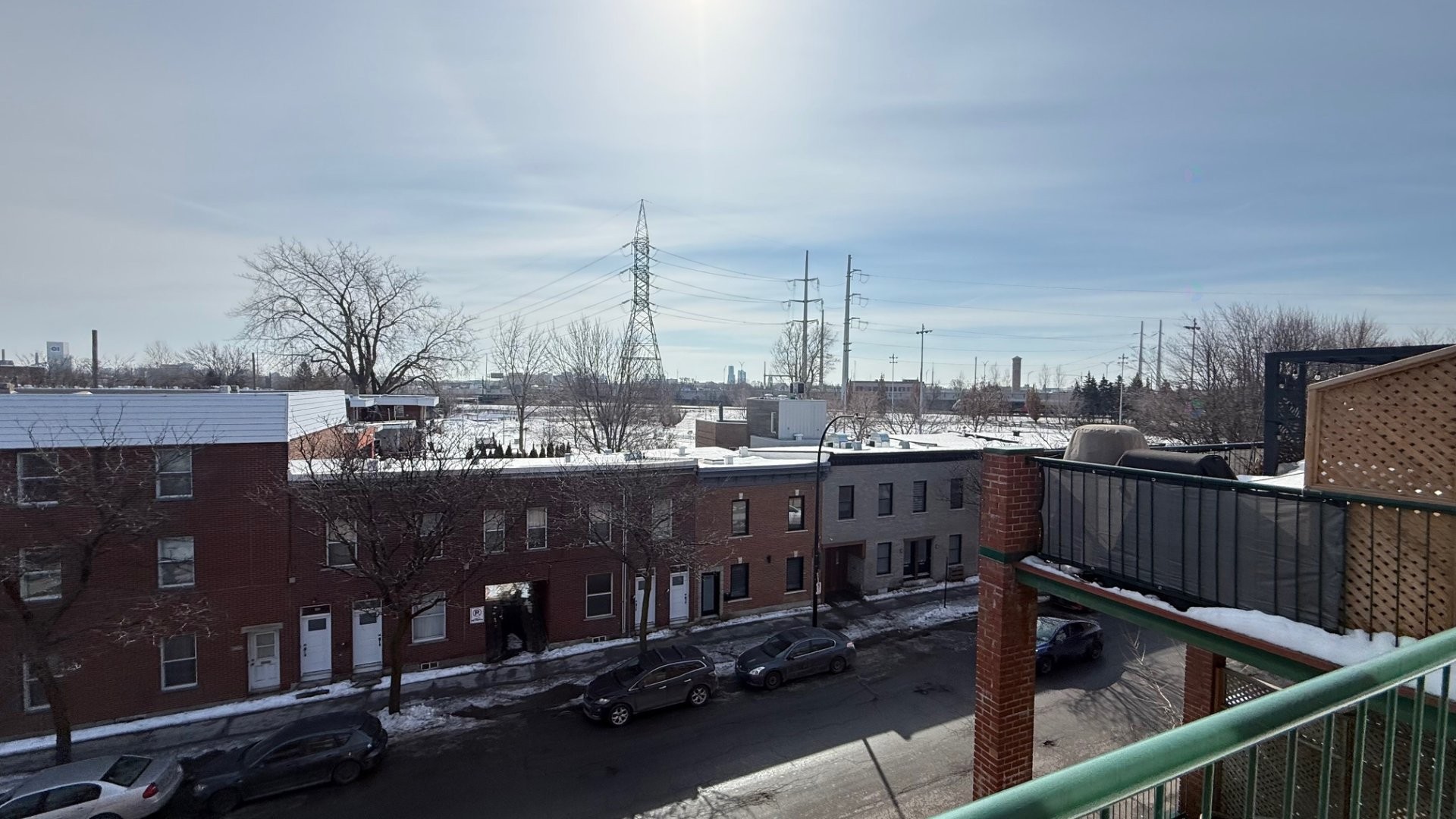 









2801


Rue du Centre

, 332,
Montréal (Le Sud-Ouest),




QC
H3K3C4

