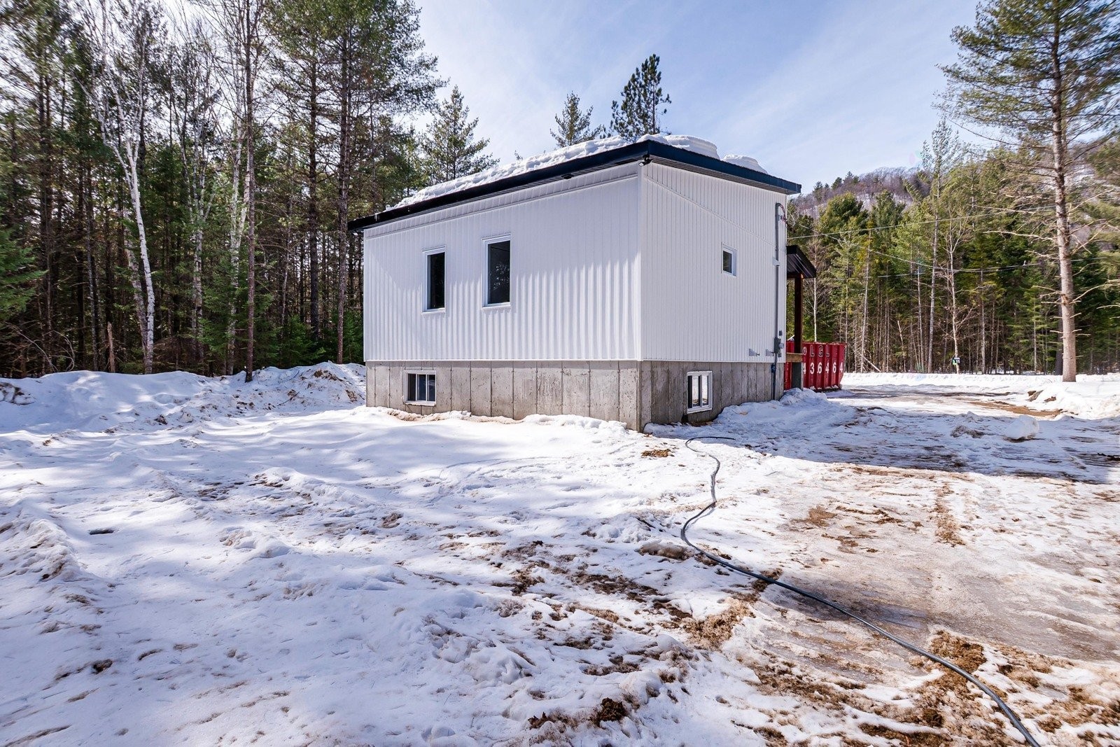 









15


Ch. du Sous-Bois

,
Bowman,




QC
J0X3C0

