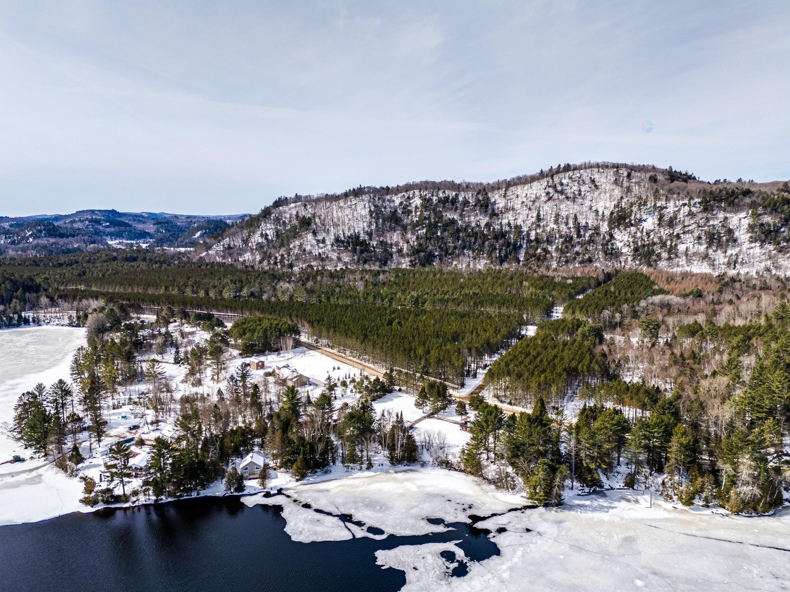 









15


Ch. du Sous-Bois

,
Bowman,




QC
J0X3C0

