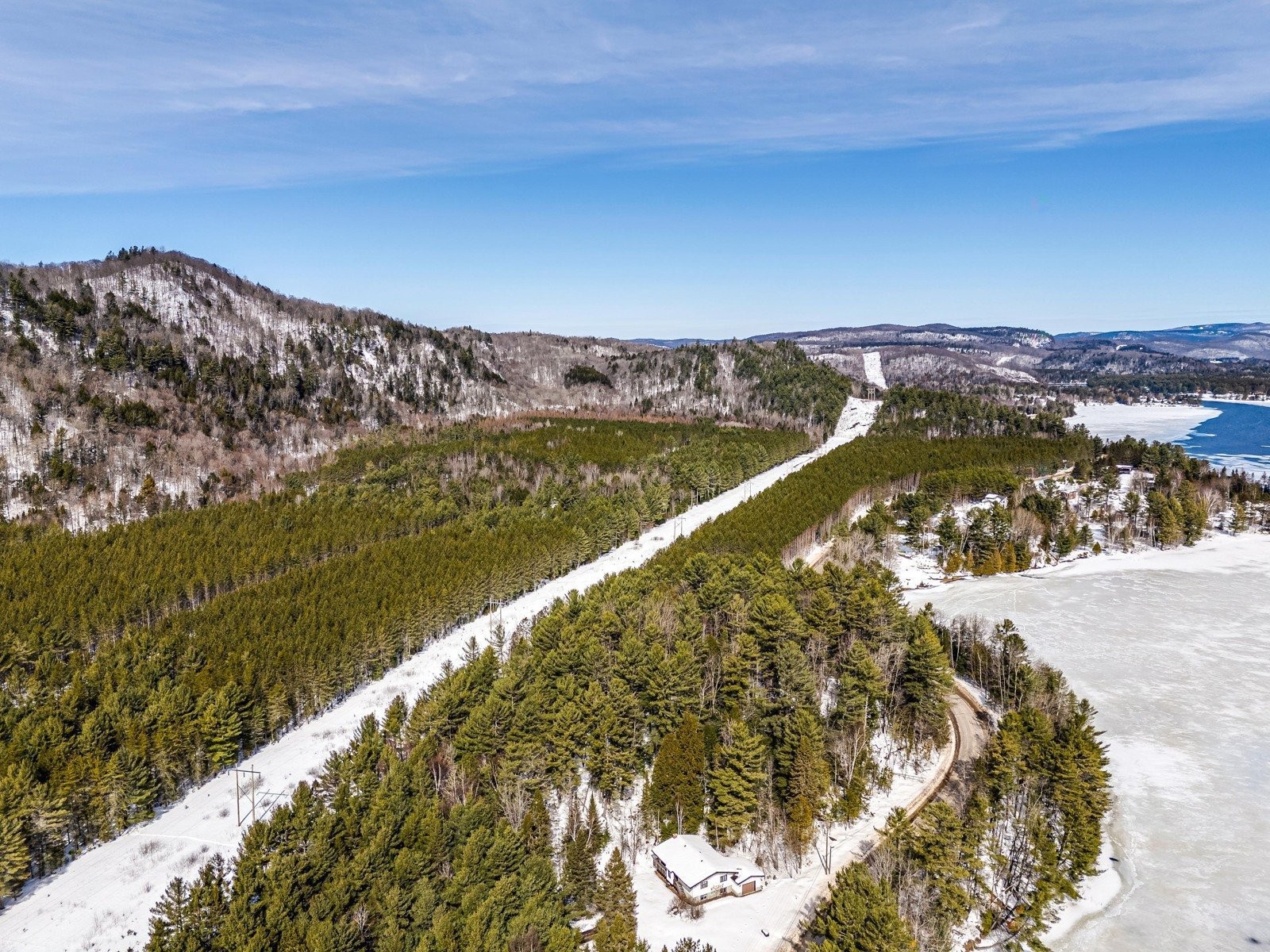 









15


Ch. du Sous-Bois

,
Bowman,




QC
J0X3C0

