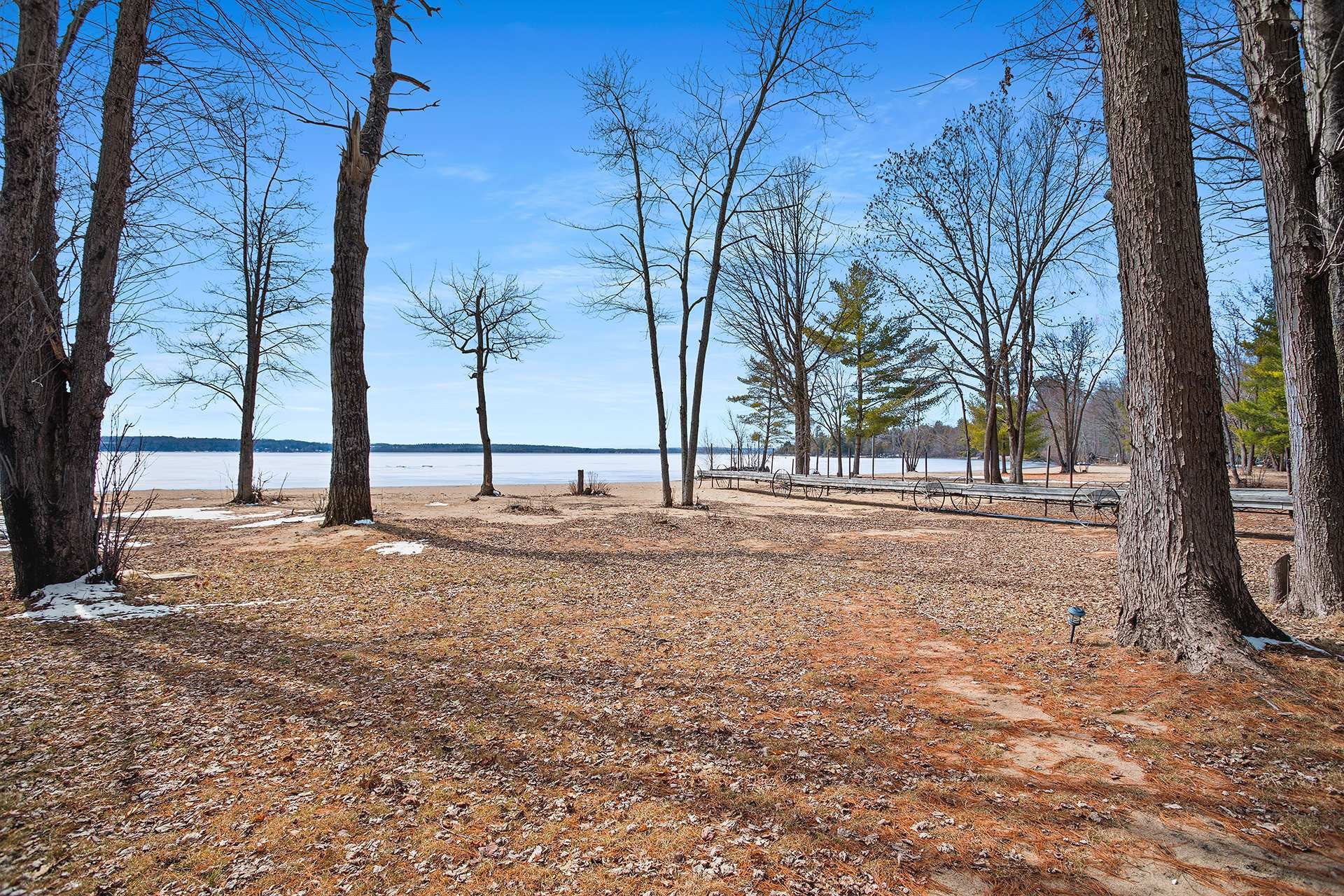 









38


Ch. de Pine Lodge

,
Bristol,




QC
J0X1G0

