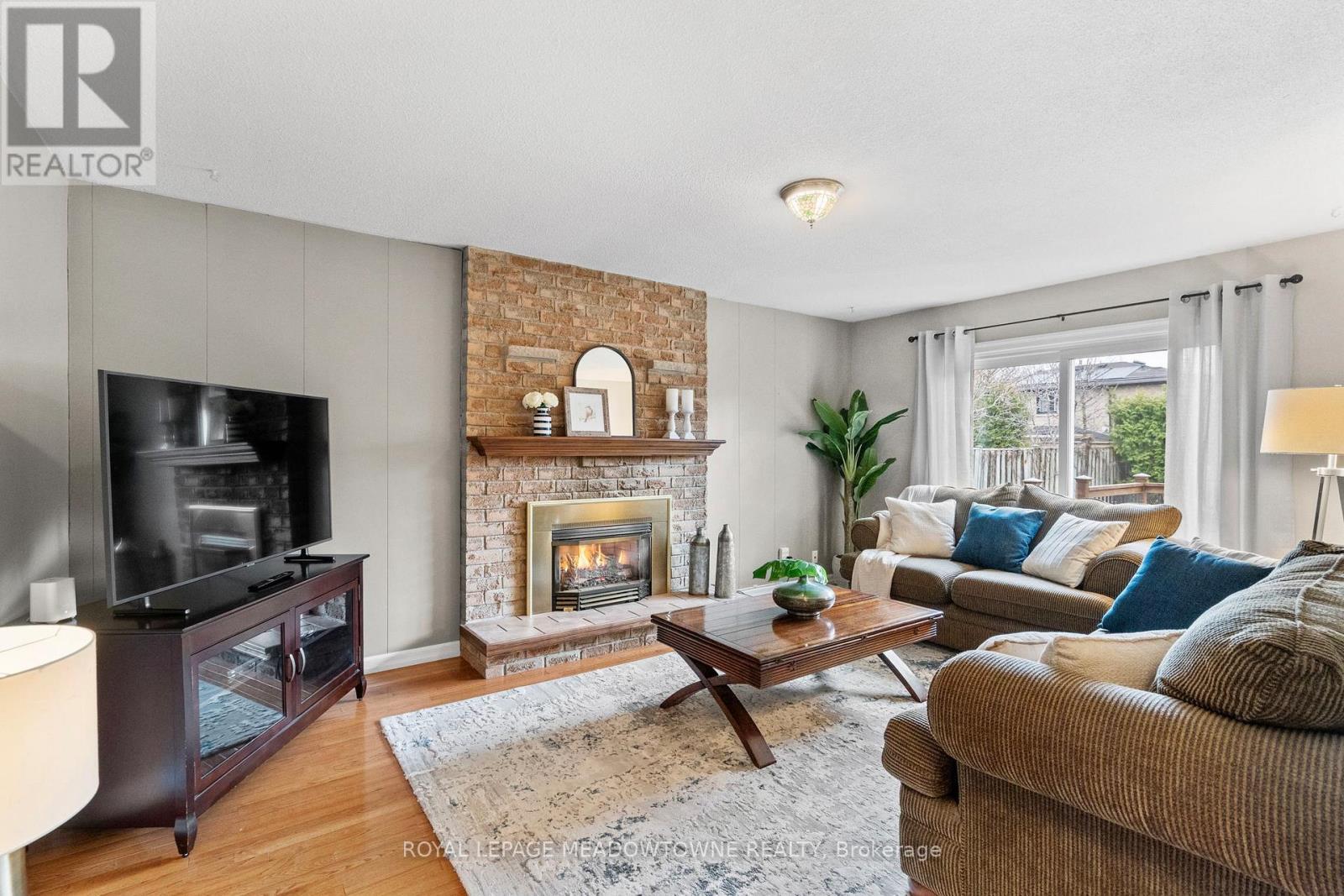












790 CHILDS DRIVE

,
Milton,




Ontario
L9T4J2

