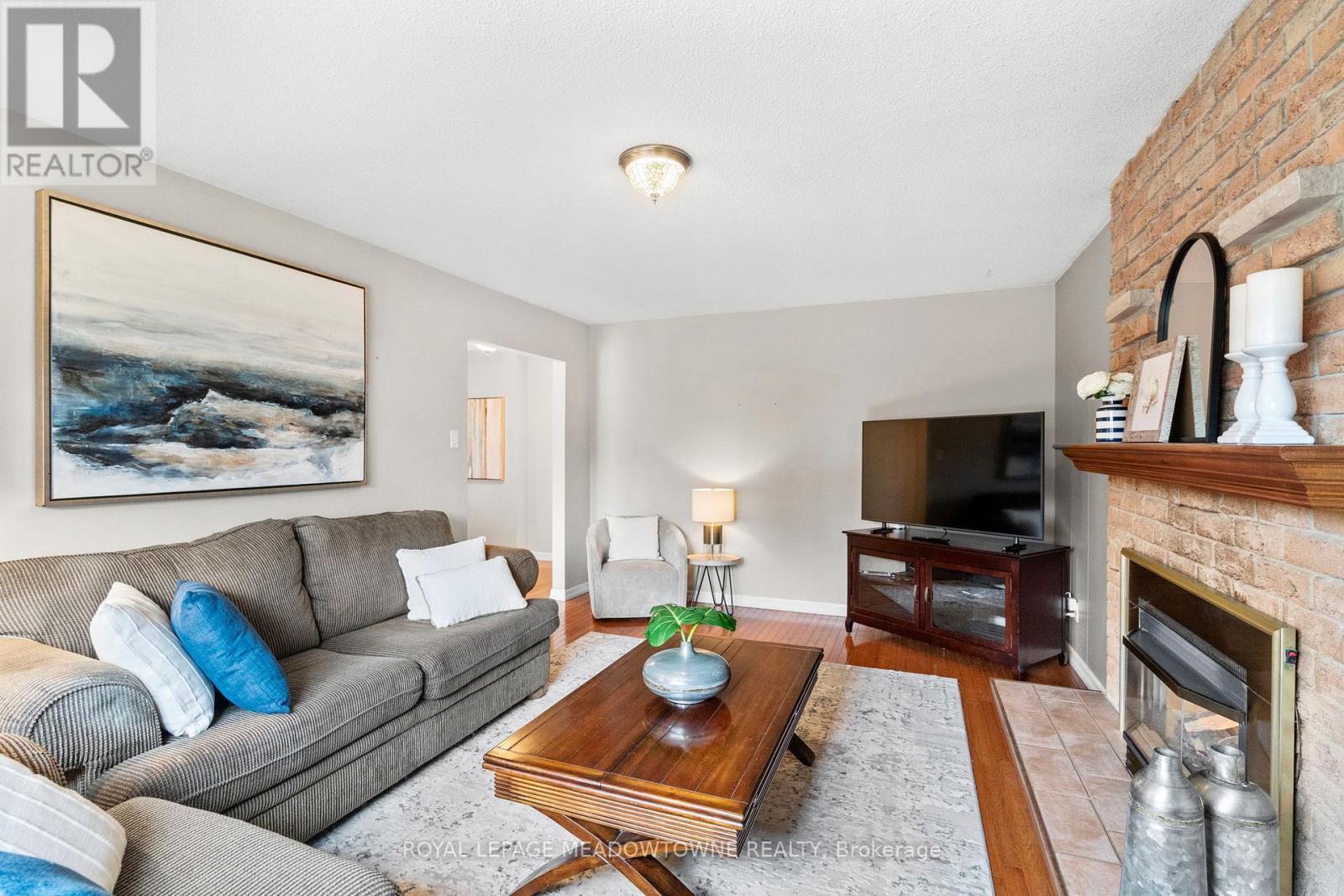 












790 CHILDS DRIVE

,
Milton,




Ontario
L9T4J2

