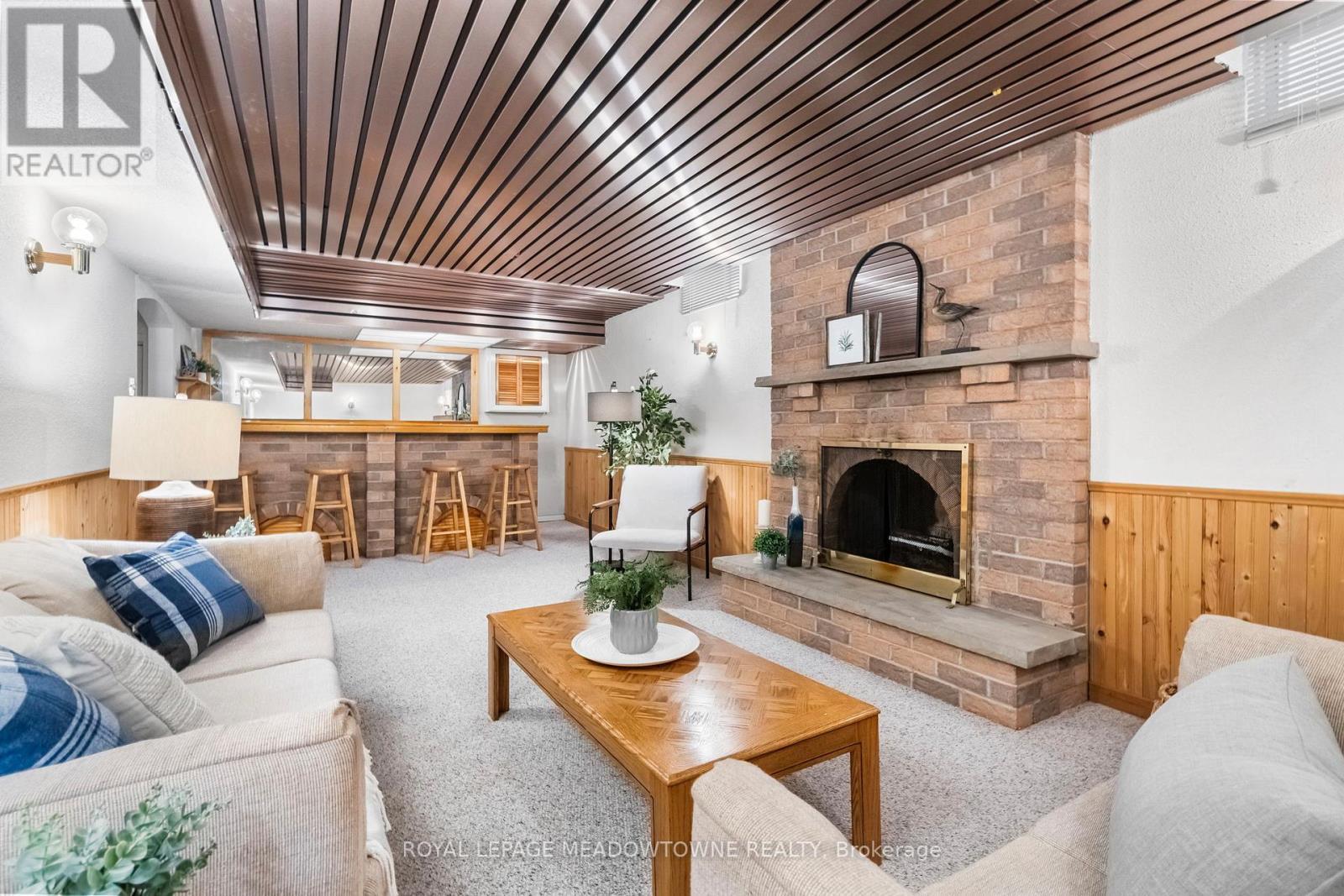 












790 CHILDS DRIVE

,
Milton,




Ontario
L9T4J2

