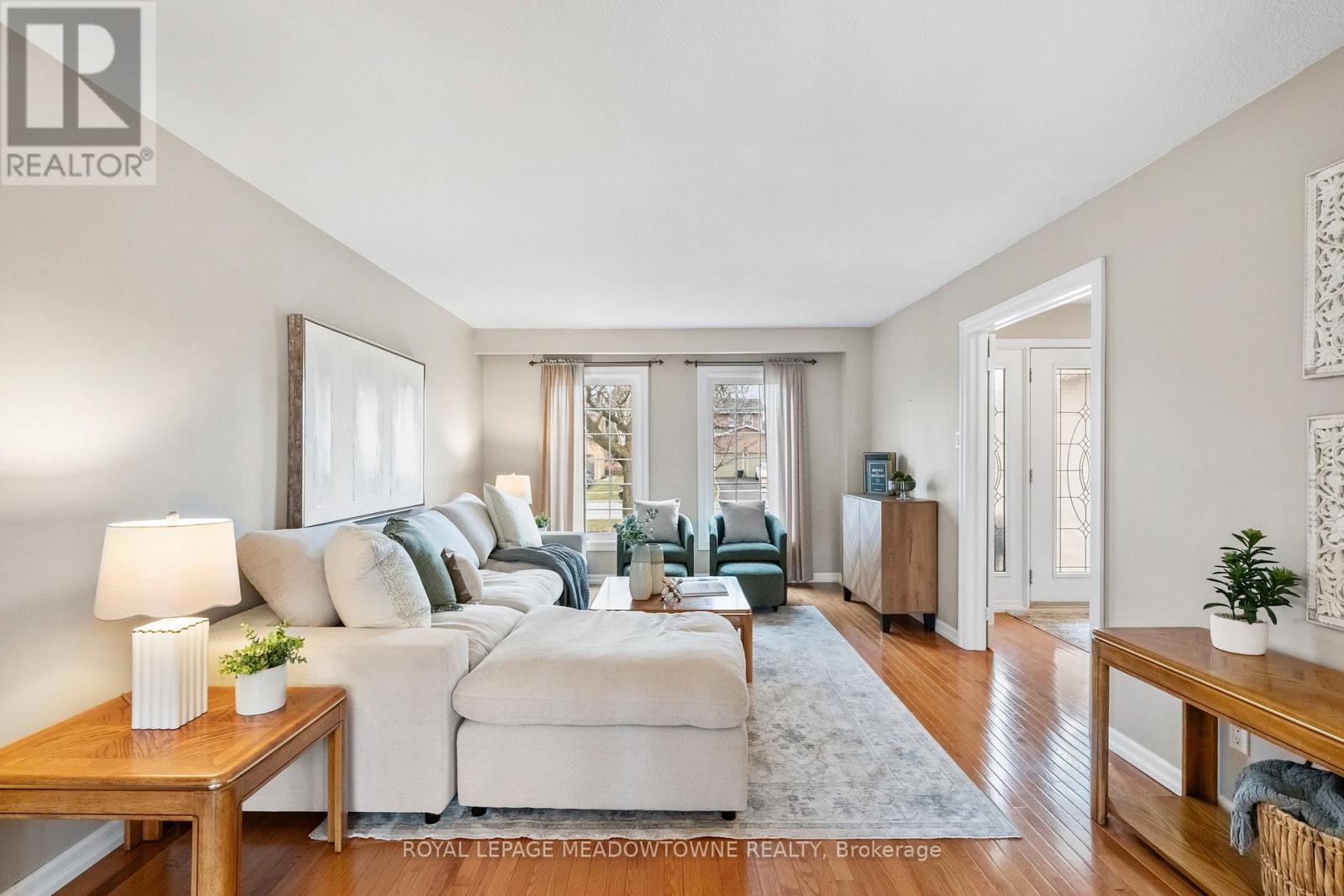 












790 CHILDS DRIVE

,
Milton,




Ontario
L9T4J2

