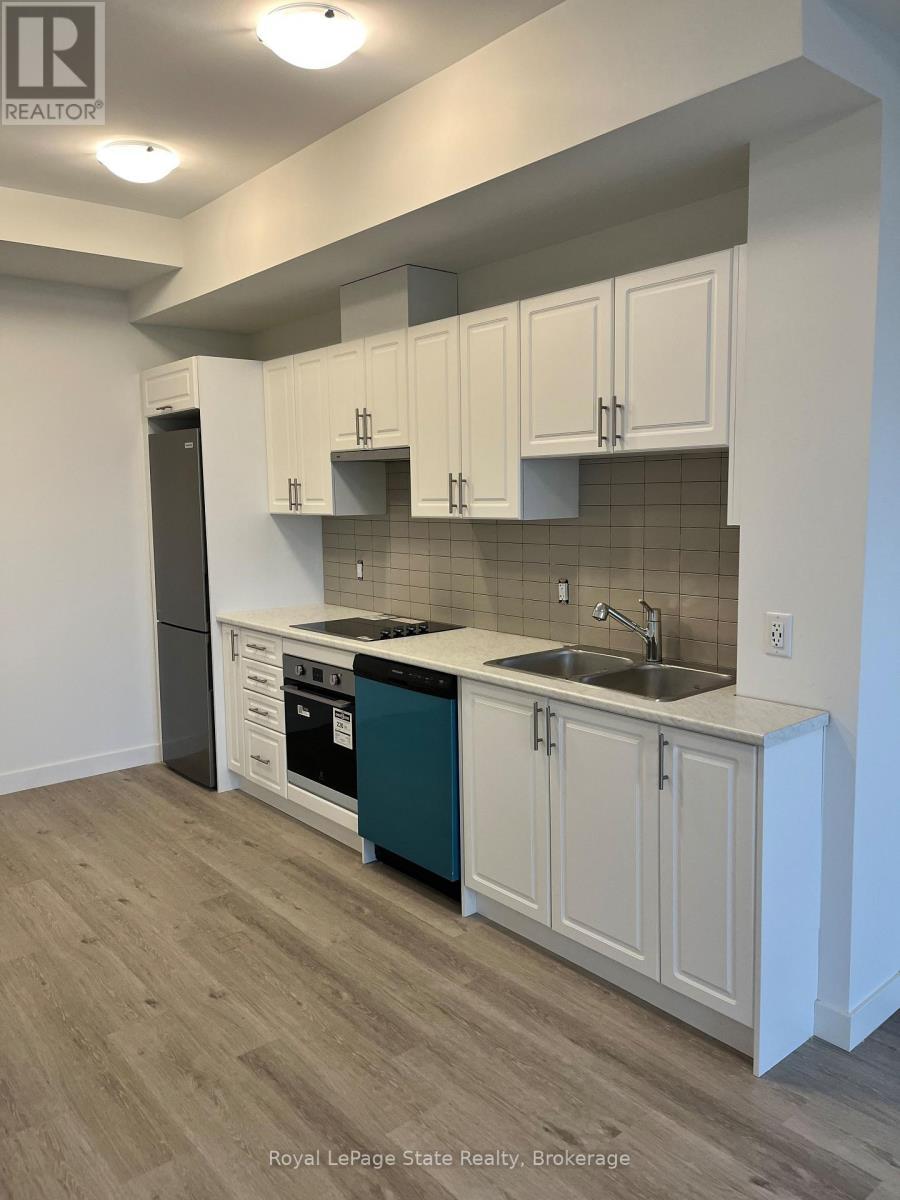 












611 - 461 GREEN ROAD

,
Hamilton (Stoney Creek),




Ontario
L8E4B4

