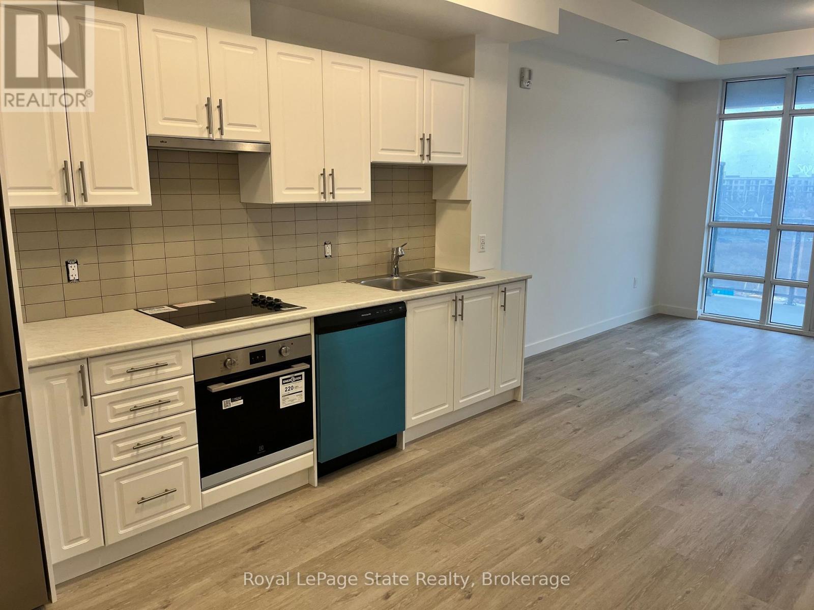 












611 - 461 GREEN ROAD

,
Hamilton (Stoney Creek),




Ontario
L8E4B4

