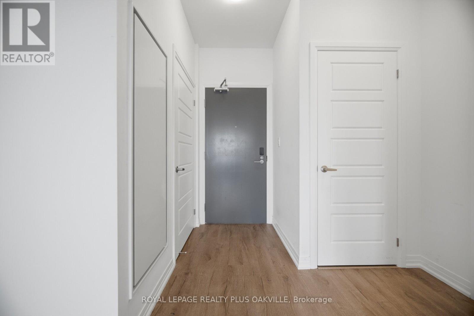 












407 - 3285 CARDING MILL TRAIL

,
Oakville,




Ontario
L6M1S1

