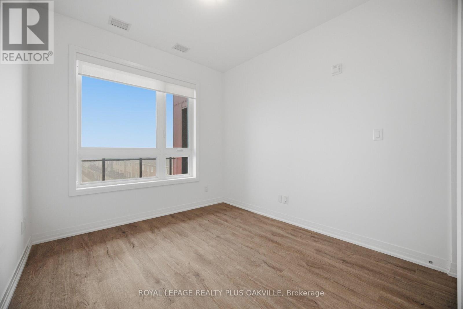 












407 - 3285 CARDING MILL TRAIL

,
Oakville,




Ontario
L6M1S1

