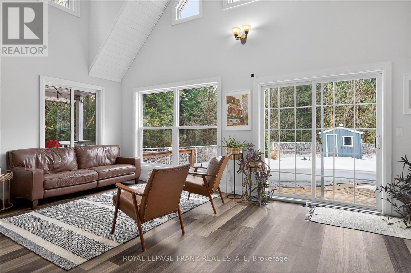 












177 FLINTON ROAD

,
Tweed (Elzevir (Twp)),




Ontario
K0K3J0

