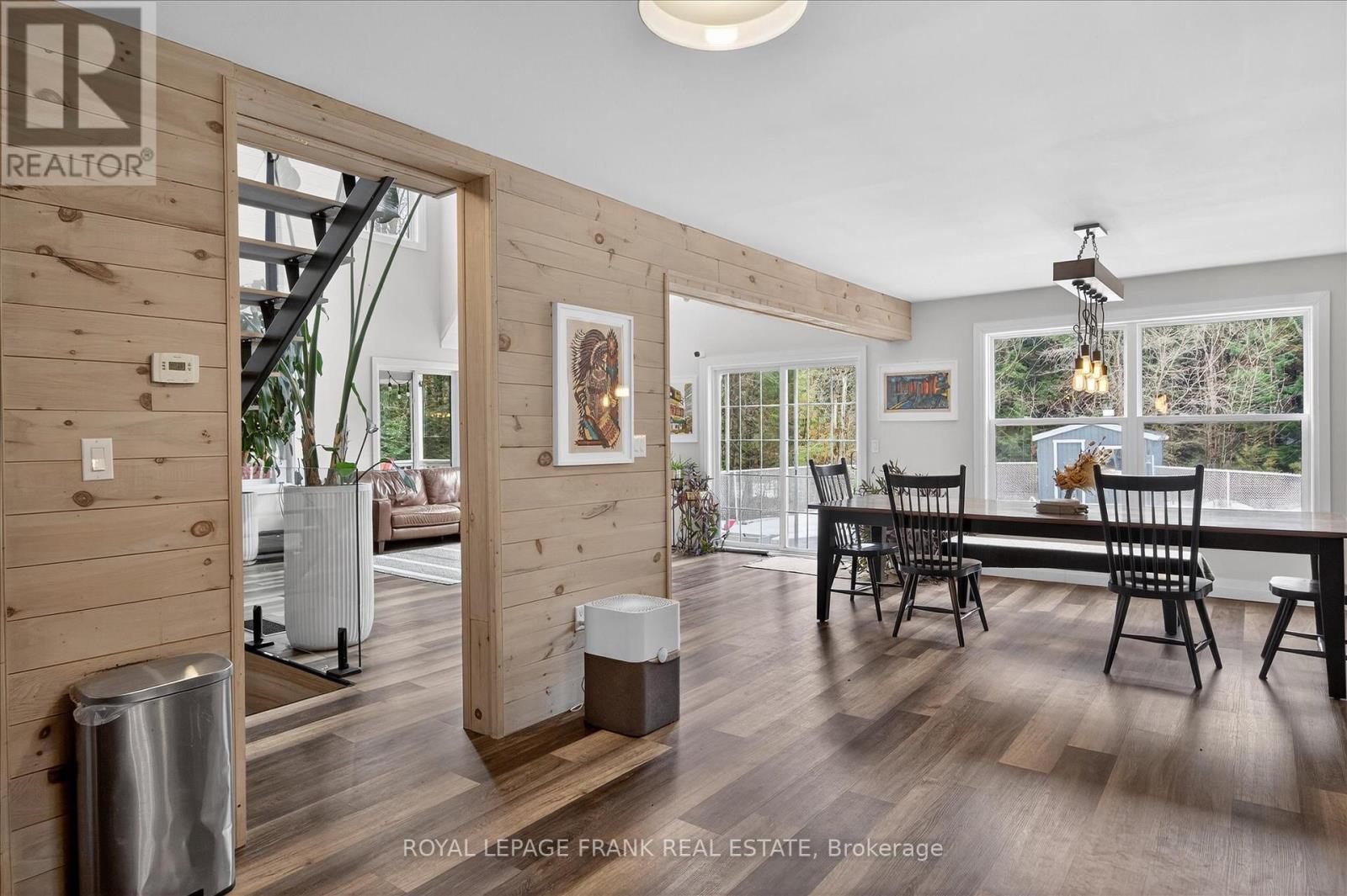 












177 FLINTON ROAD

,
Tweed (Elzevir (Twp)),




Ontario
K0K3J0

