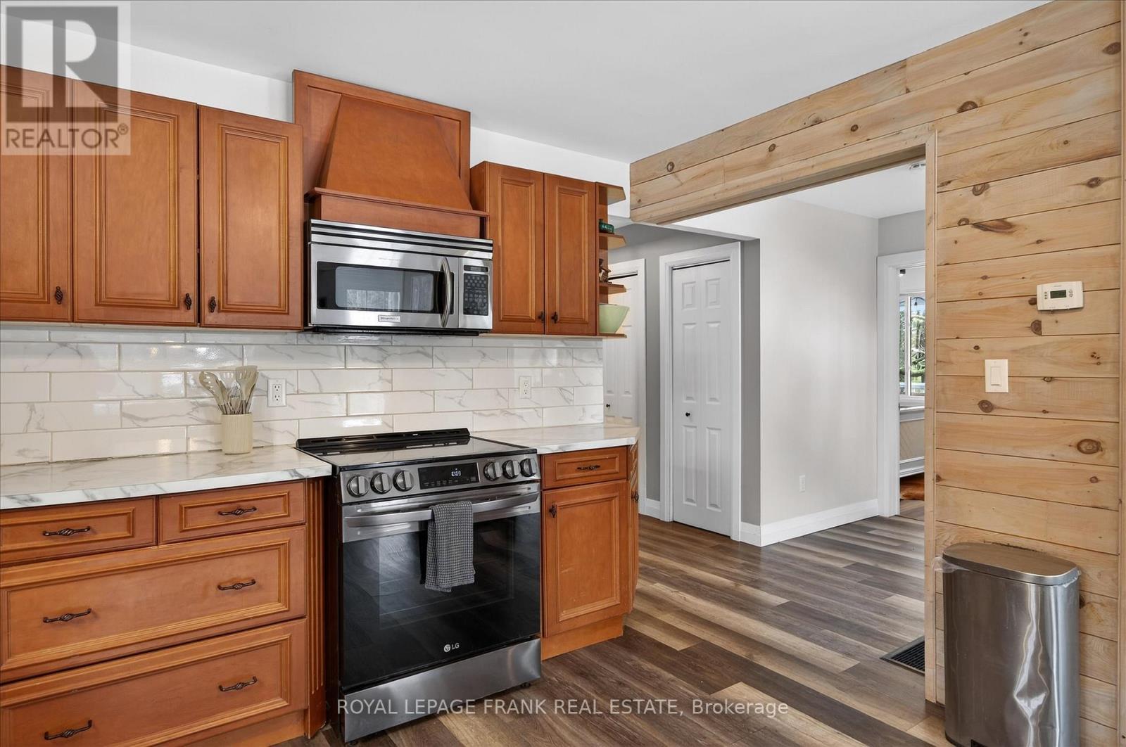 












177 FLINTON ROAD

,
Tweed (Elzevir (Twp)),




Ontario
K0K3J0

