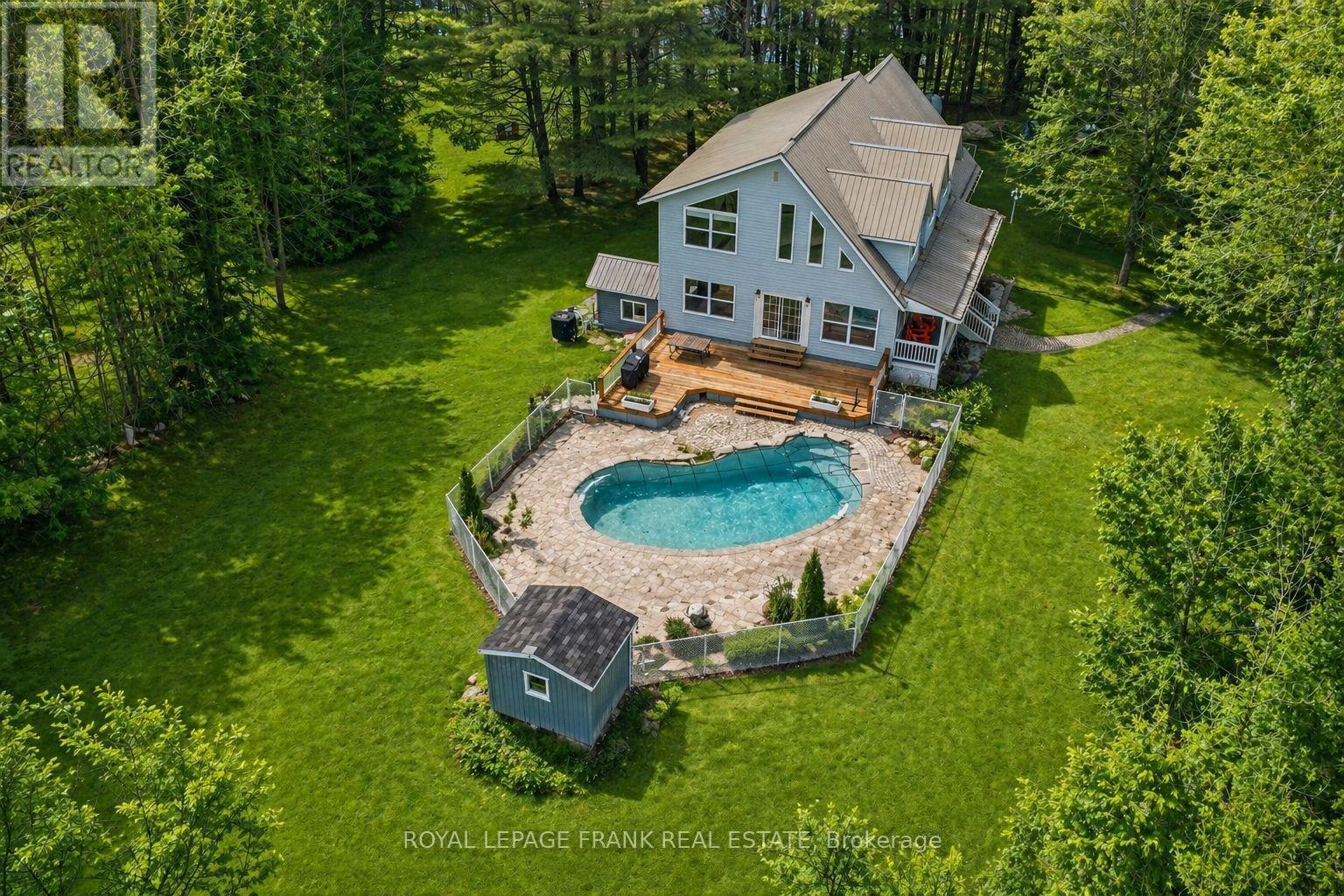 












177 FLINTON ROAD

,
Tweed (Elzevir (Twp)),




Ontario
K0K3J0

