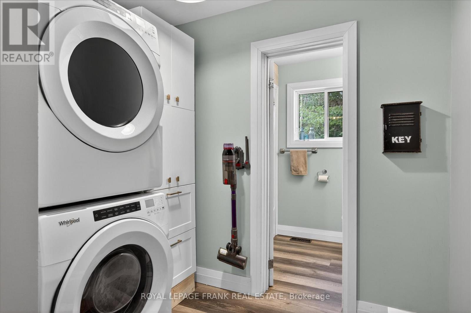 












177 FLINTON ROAD

,
Tweed (Elzevir (Twp)),




Ontario
K0K3J0

