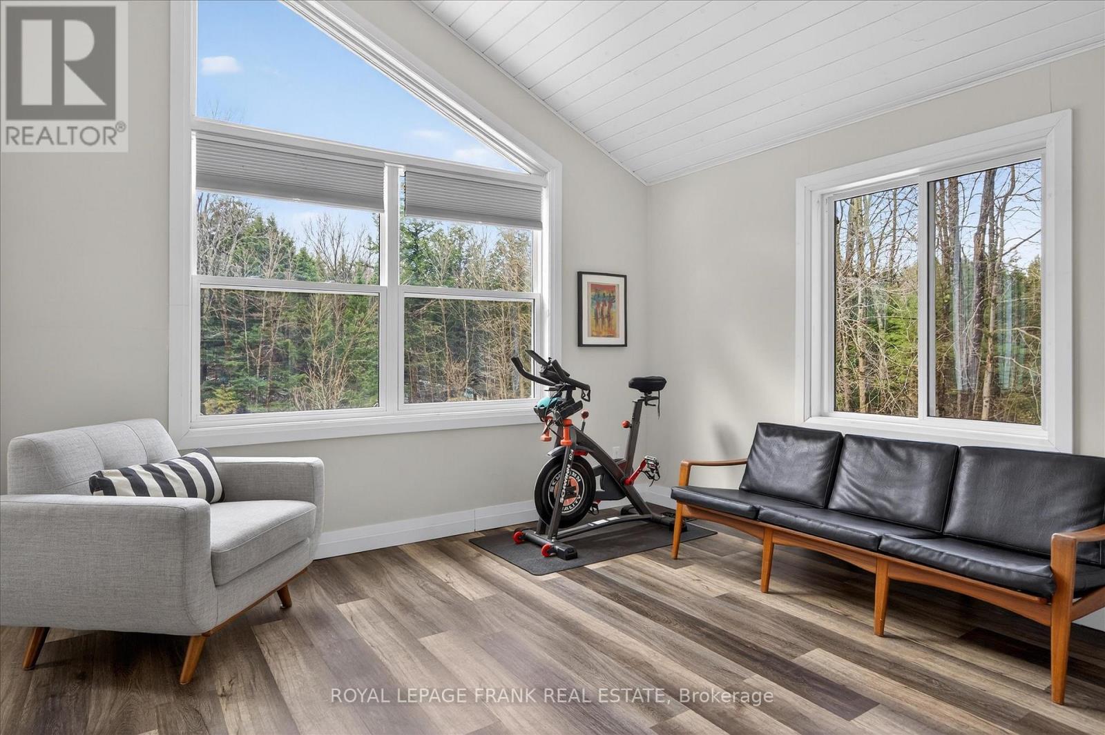 












177 FLINTON ROAD

,
Tweed (Elzevir (Twp)),




Ontario
K0K3J0

