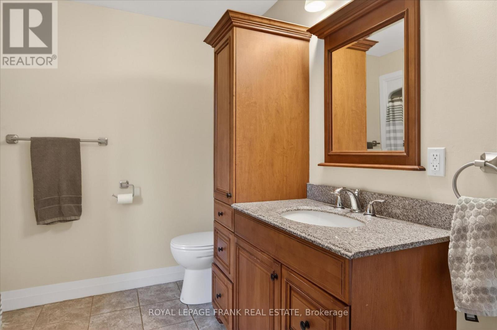 












177 FLINTON ROAD

,
Tweed (Elzevir (Twp)),




Ontario
K0K3J0

