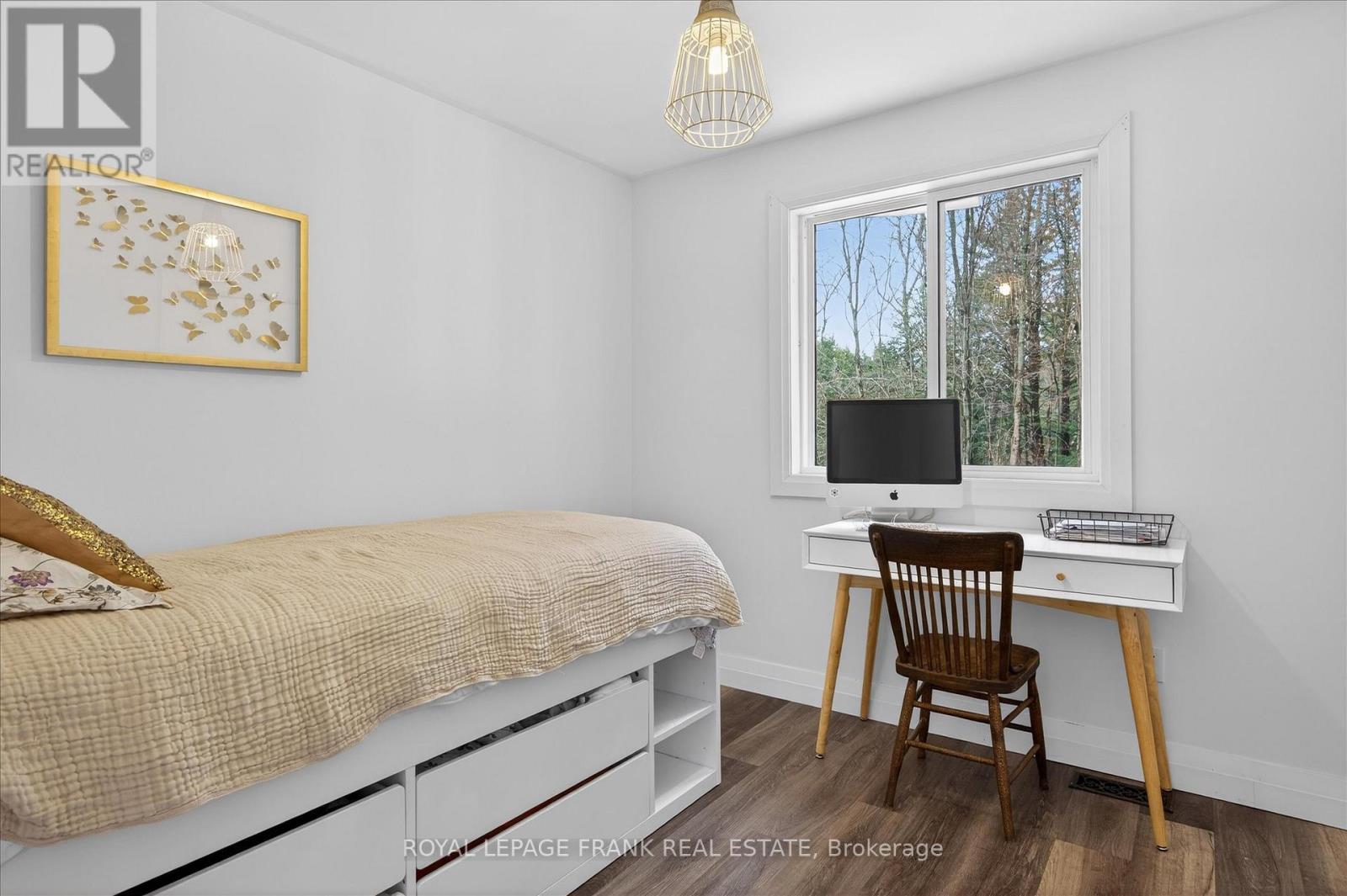 












177 FLINTON ROAD

,
Tweed (Elzevir (Twp)),




Ontario
K0K3J0

