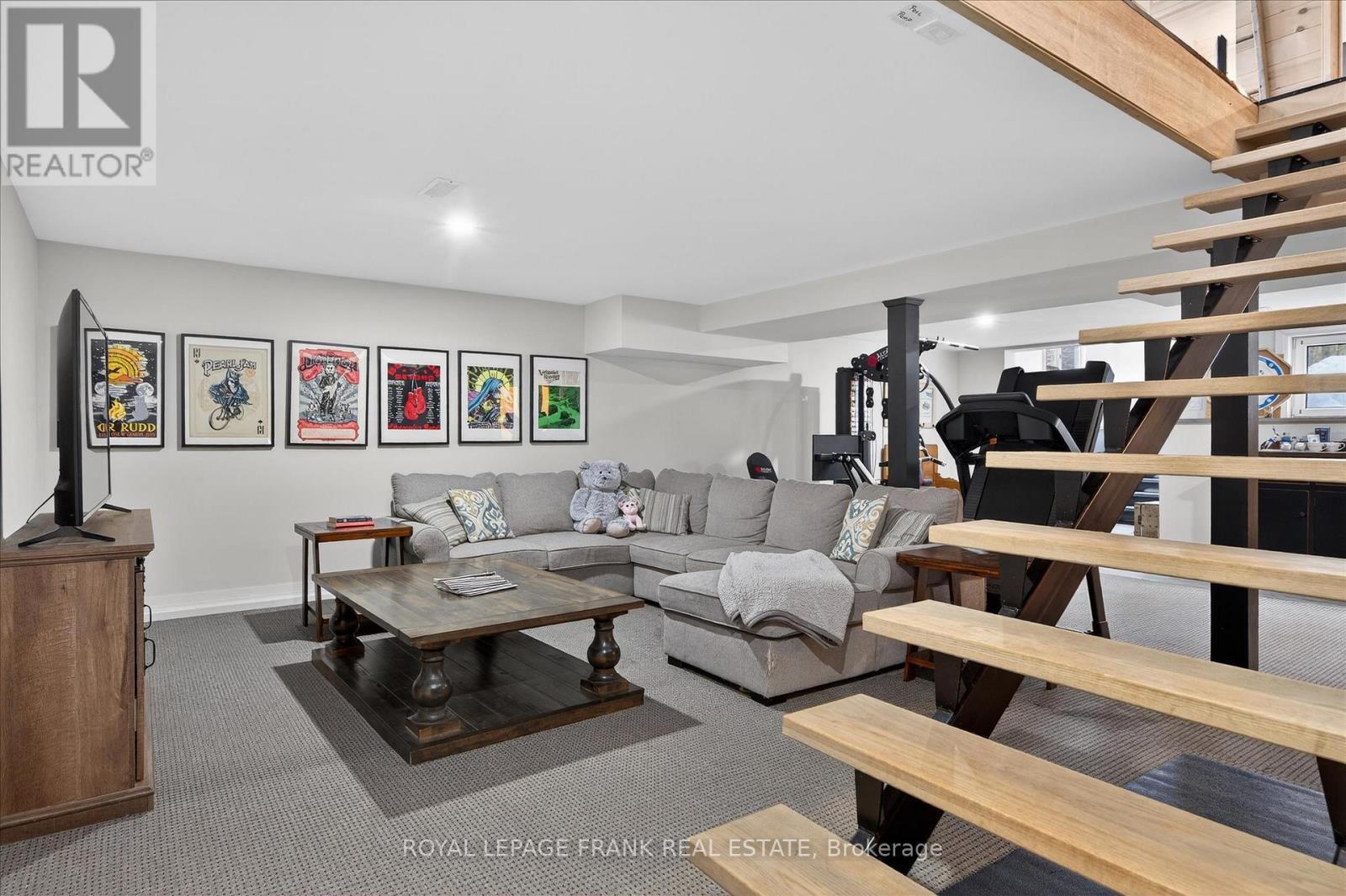 












177 FLINTON ROAD

,
Tweed (Elzevir (Twp)),




Ontario
K0K3J0

