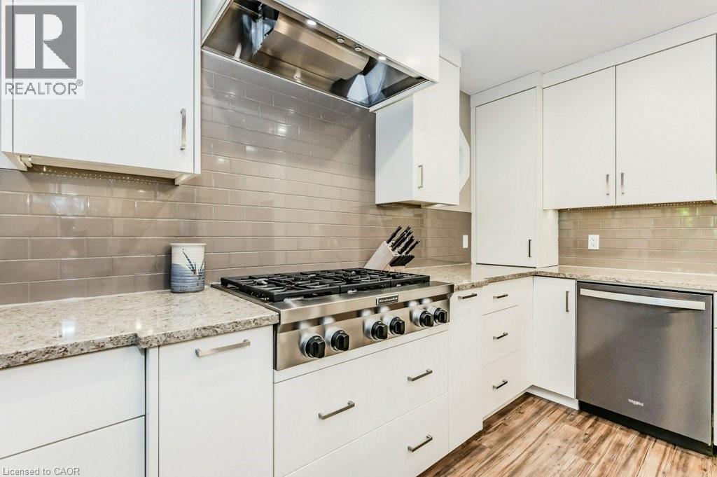 












219 CORRIE Crescent

,
Waterloo,




Ontario
N2L5W3

