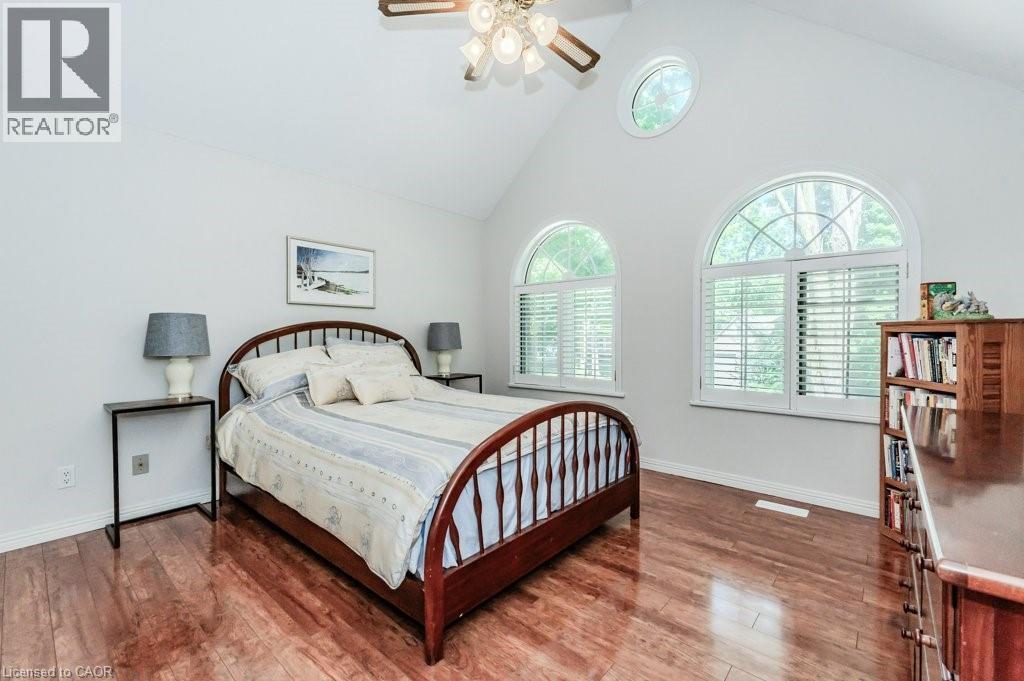 












219 CORRIE Crescent

,
Waterloo,




Ontario
N2L5W3

