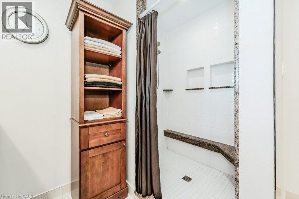 












219 CORRIE Crescent

,
Waterloo,




Ontario
N2L5W3

