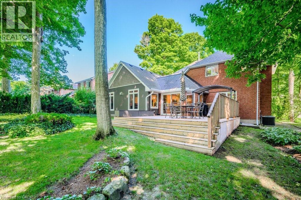 












219 CORRIE Crescent

,
Waterloo,




Ontario
N2L5W3

