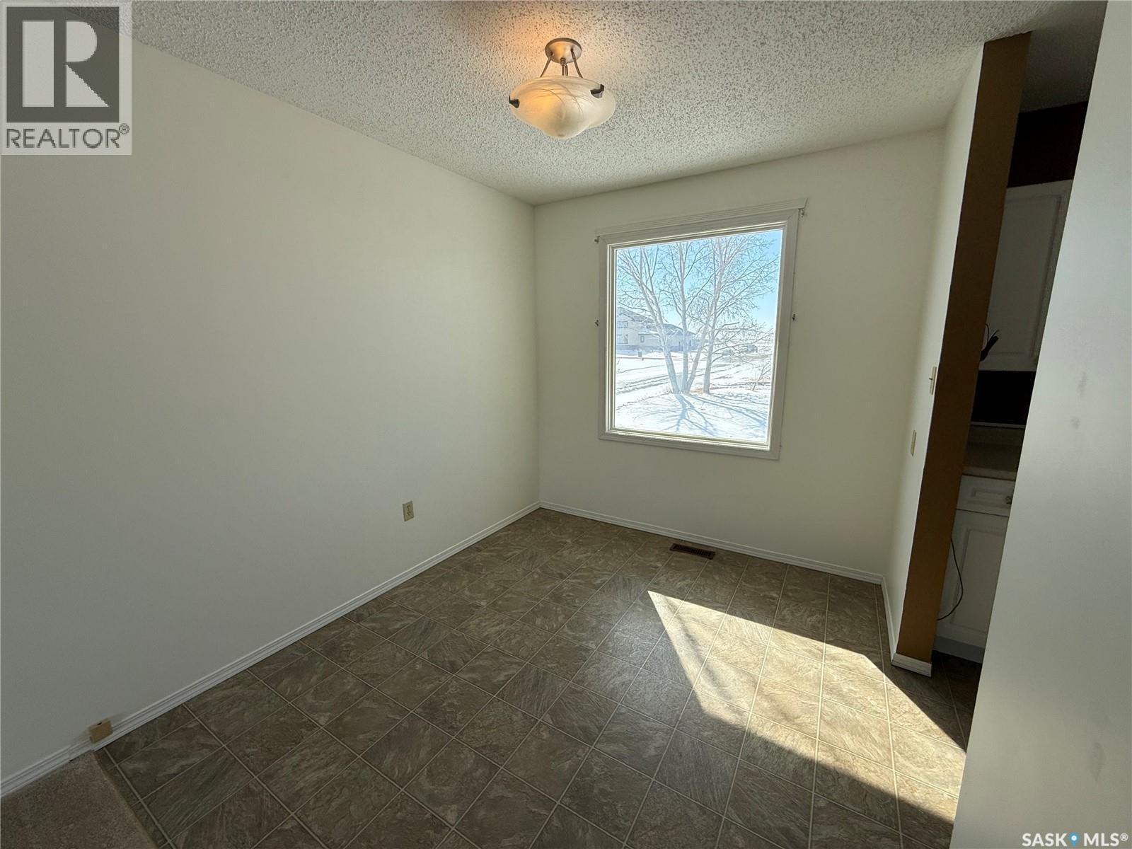 












970 Larson CRESCENT

,
Eston,




Saskatchewan
S0L1A0

