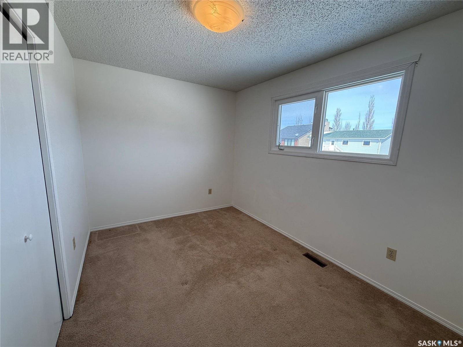 












970 Larson CRESCENT

,
Eston,




Saskatchewan
S0L1A0

