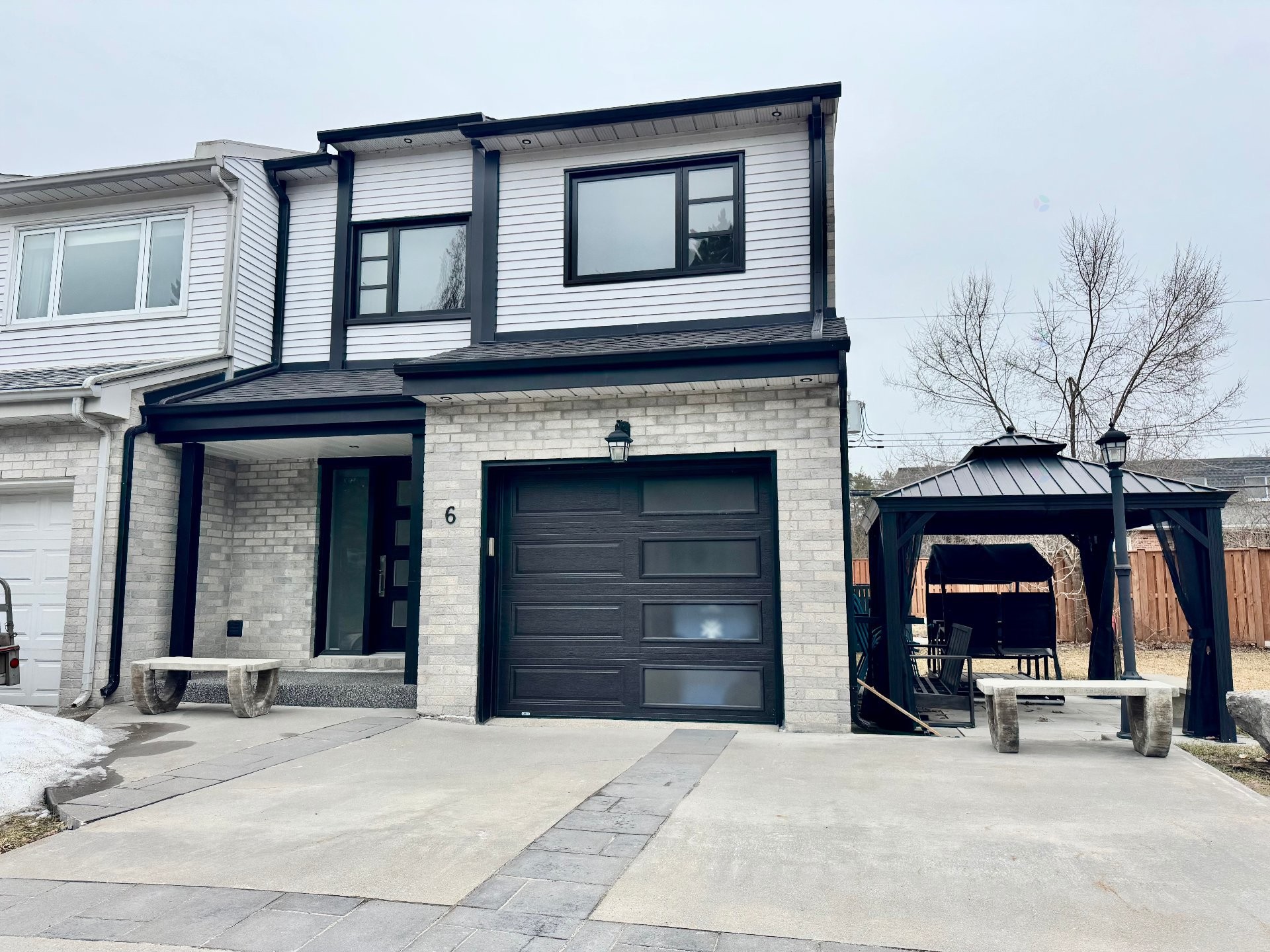 









6


Rue Frank-Toope

,
Kirkland,




QC
H9J3Y2

