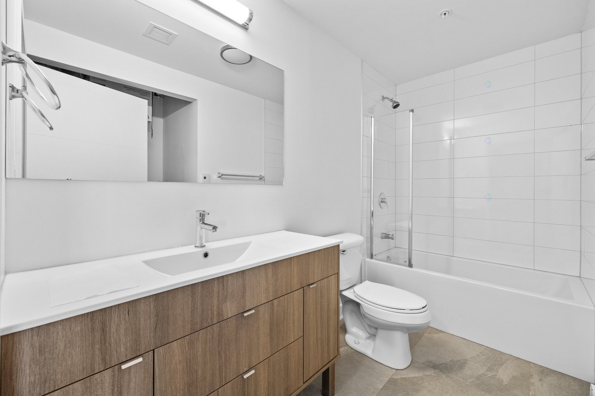 









250


Boul. Hymus

, 605,
Pointe-Claire,




QC
H9R0G6

