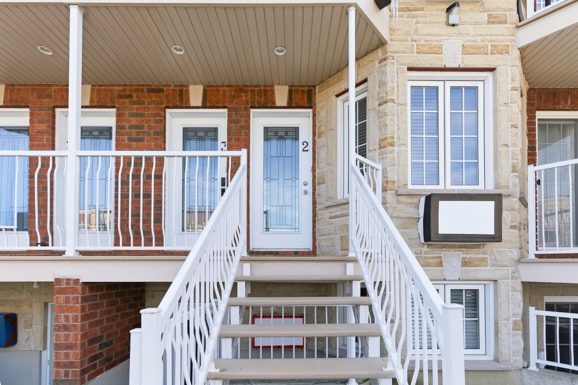 









849

 - 2


Boul. de la Cité

,
Gatineau (Gatineau),




QC
J8R0G6

