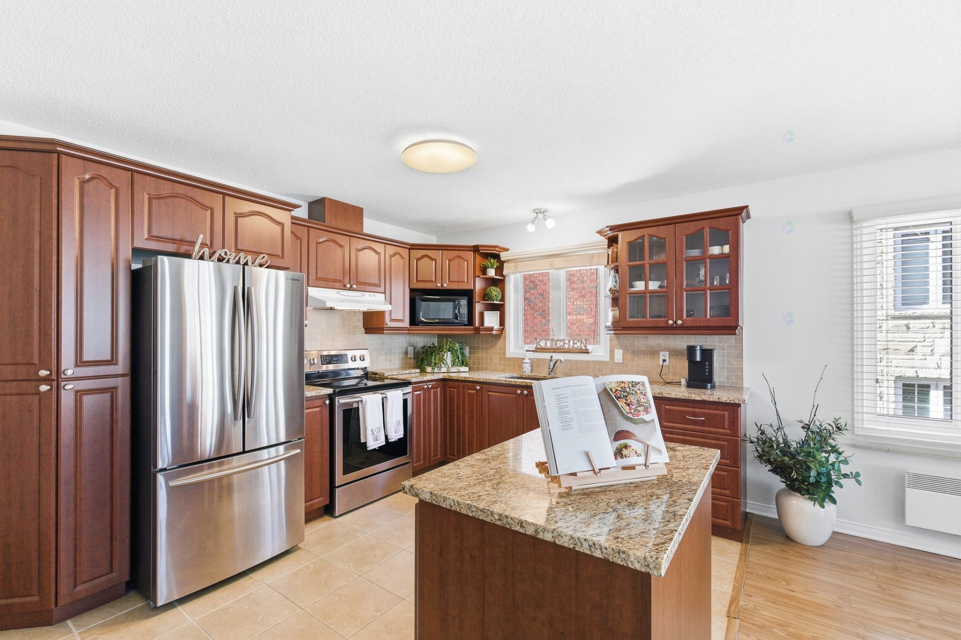 









849

 - 2


Boul. de la Cité

,
Gatineau (Gatineau),




QC
J8R0G6

