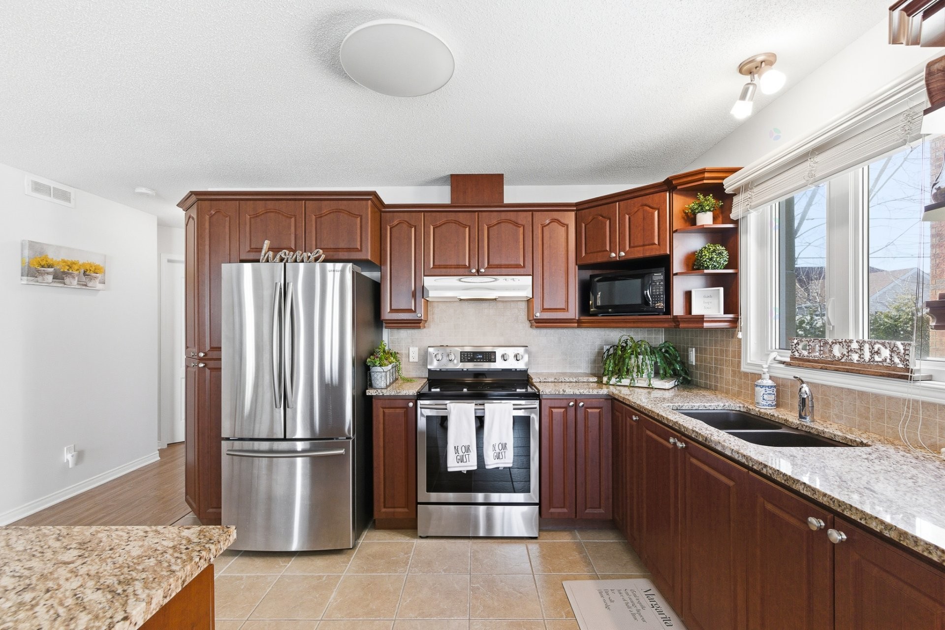 









849

 - 2


Boul. de la Cité

,
Gatineau (Gatineau),




QC
J8R0G6

