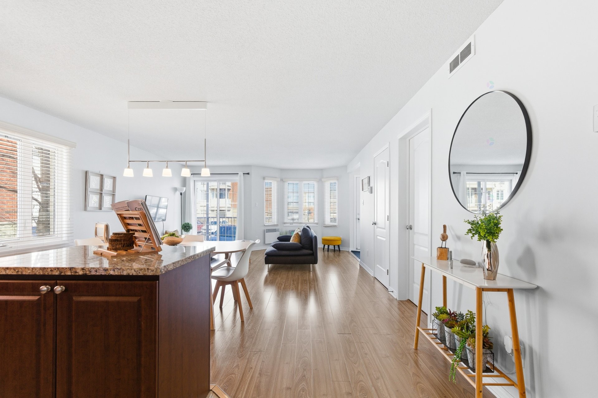 









849

 - 2


Boul. de la Cité

,
Gatineau (Gatineau),




QC
J8R0G6

