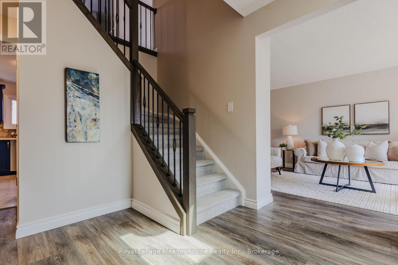 












740 ROBERTSON CRESCENT

,
Milton (TM Timberlea),




Ontario
L9T4W4

