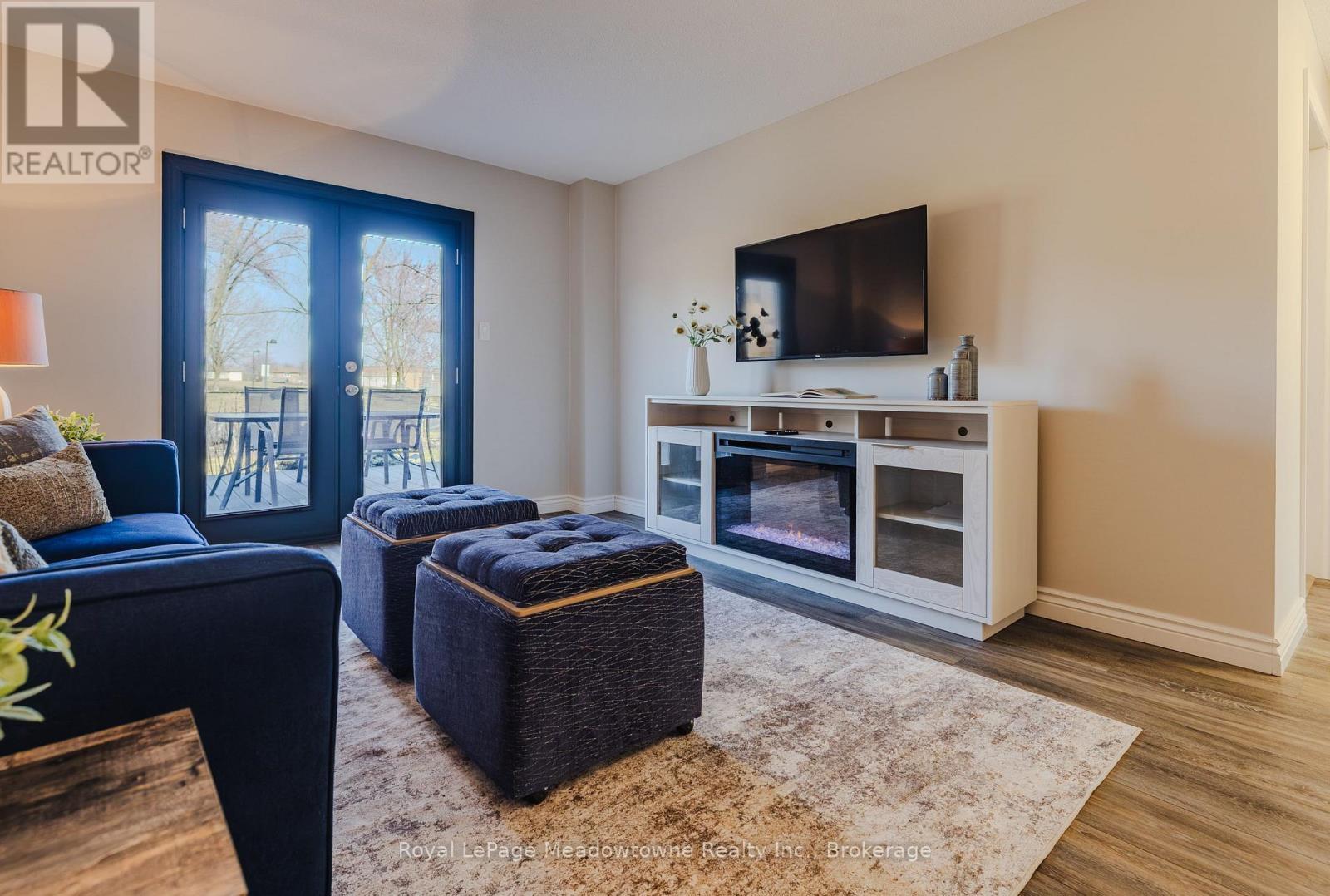 












740 ROBERTSON CRESCENT

,
Milton (TM Timberlea),




Ontario
L9T4W4

