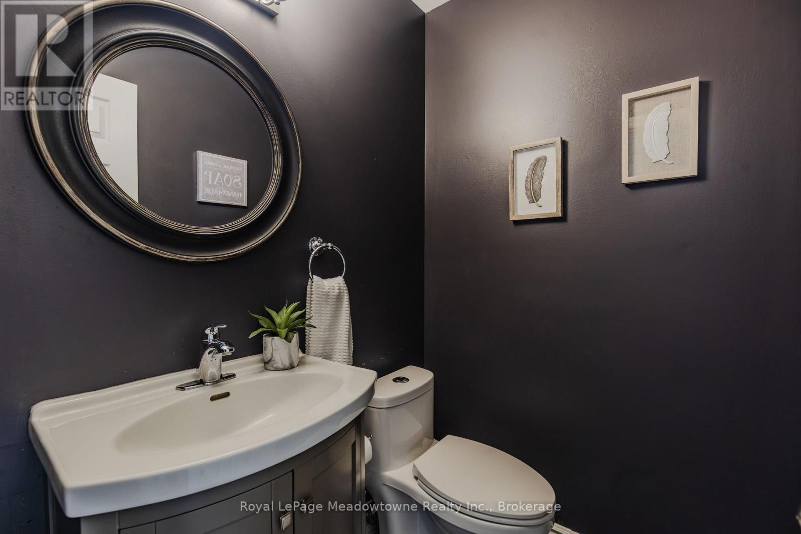 












740 ROBERTSON CRESCENT

,
Milton (TM Timberlea),




Ontario
L9T4W4

