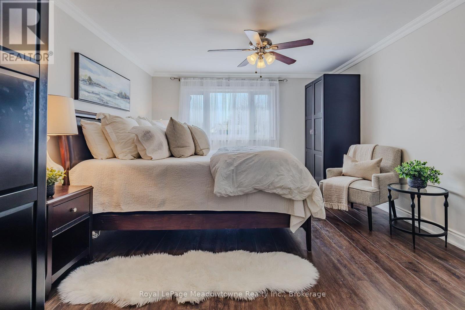 












740 ROBERTSON CRESCENT

,
Milton (TM Timberlea),




Ontario
L9T4W4

