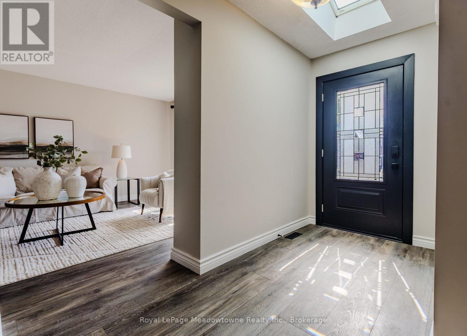 












740 ROBERTSON CRESCENT

,
Milton (TM Timberlea),




Ontario
L9T4W4

