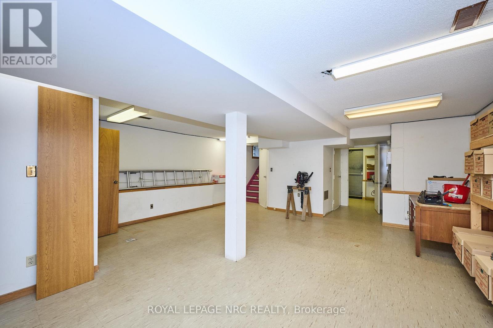 












8 CLARK STREET

,
St. Catharines (Downtown),




Ontario
L2R5G2

