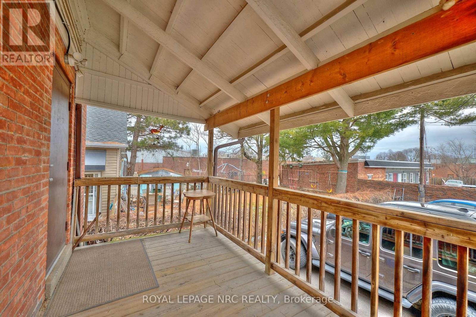 












8 CLARK STREET

,
St. Catharines (Downtown),




Ontario
L2R5G2

