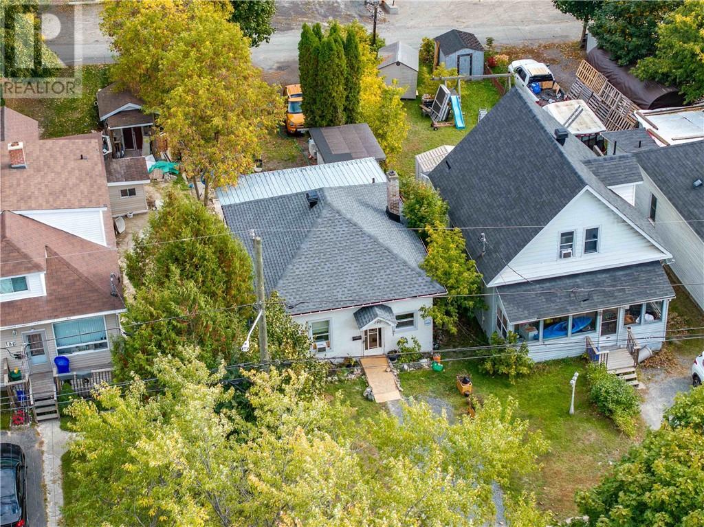 












190 Eyre Street

,
Sudbury,




Ontario
P3C4B2

