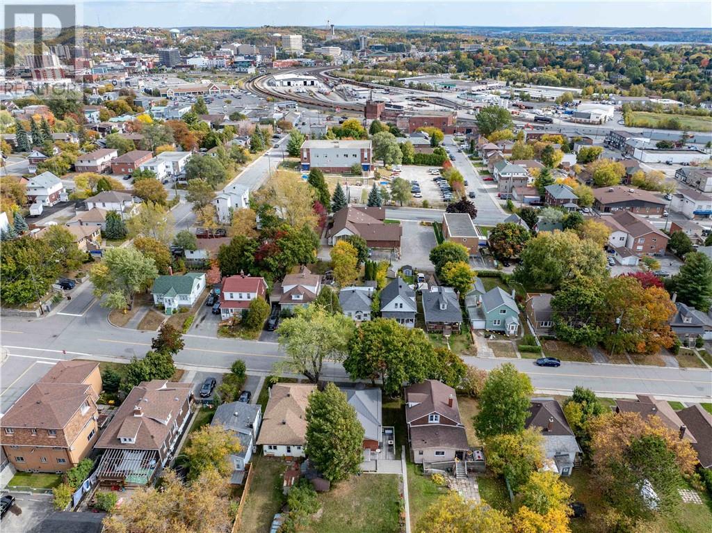 












190 Eyre Street

,
Sudbury,




Ontario
P3C4B2

