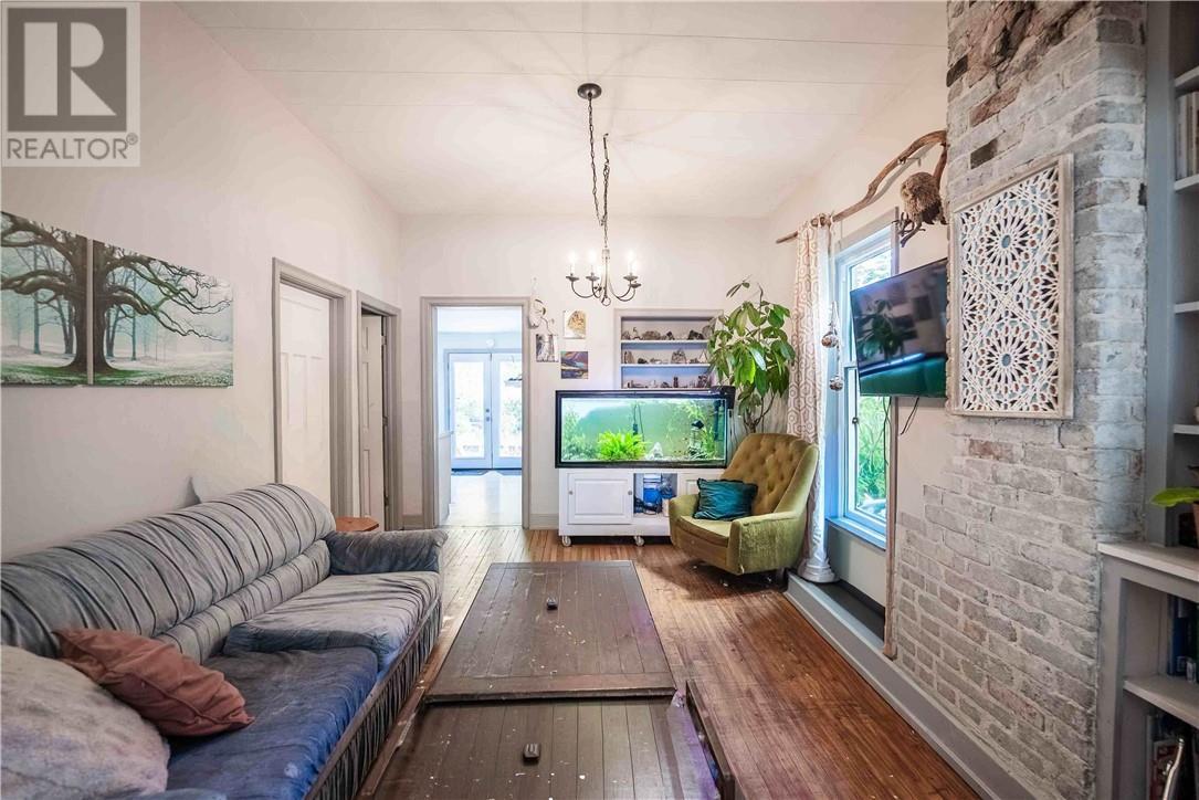 












190 Eyre Street

,
Sudbury,




Ontario
P3C4B2

