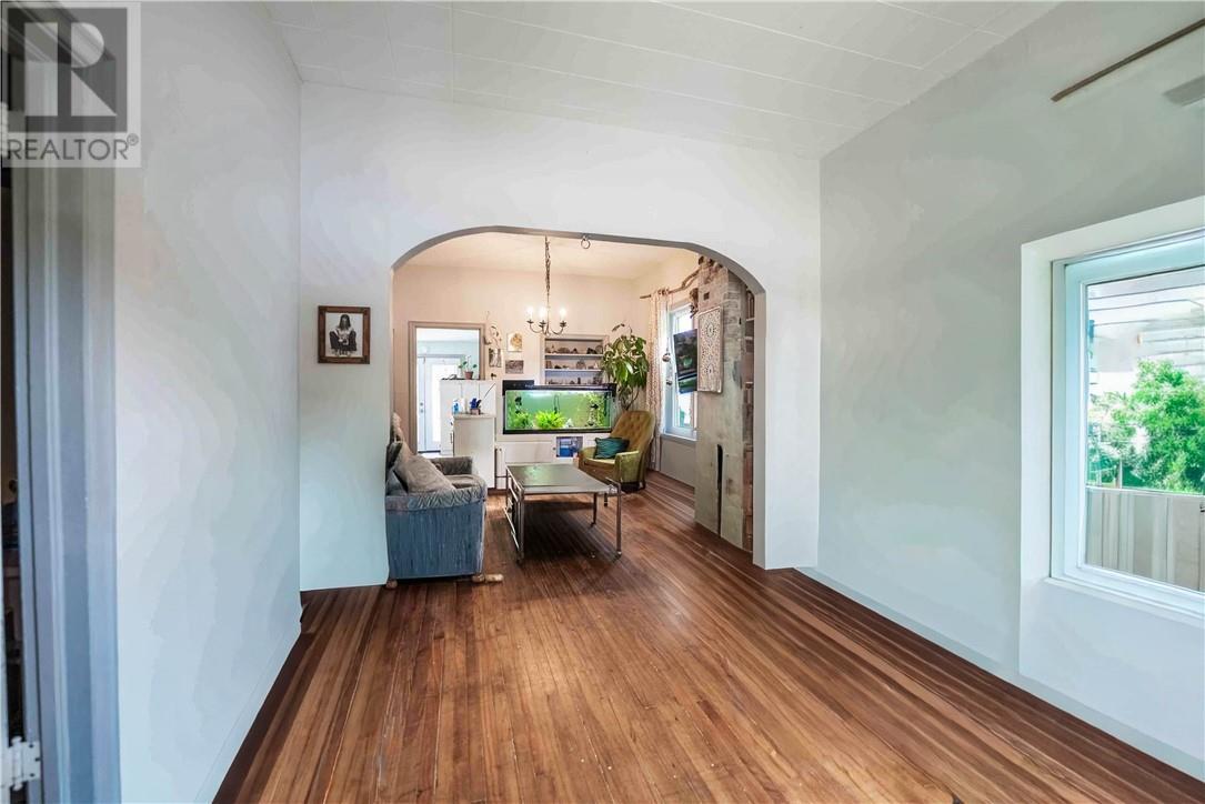 












190 Eyre Street

,
Sudbury,




Ontario
P3C4B2

