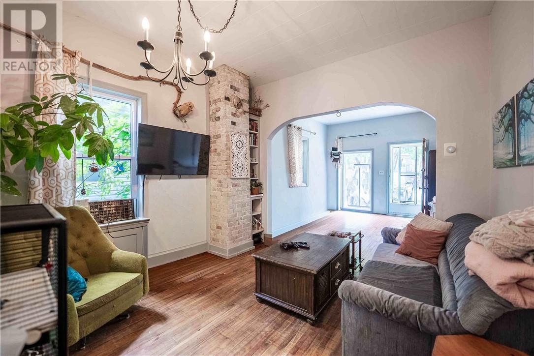 












190 Eyre Street

,
Sudbury,




Ontario
P3C4B2

